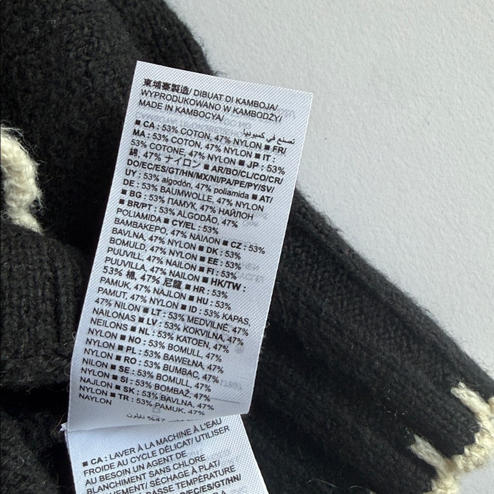 GAP Black Women's Turtleneck Sweater - Picture 10 of 10